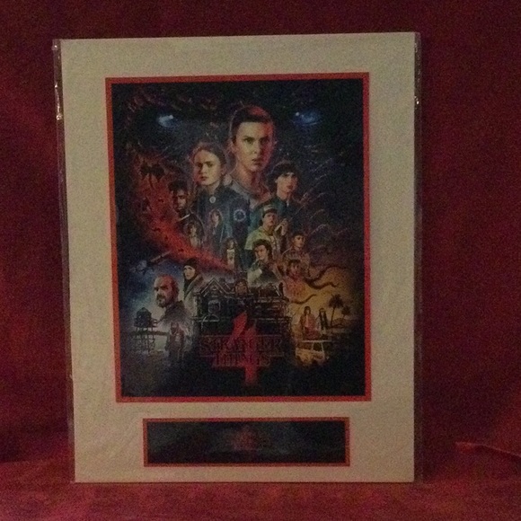Set of 5 Stranger Things Mounted Mini Posters - Picture 3 of 8